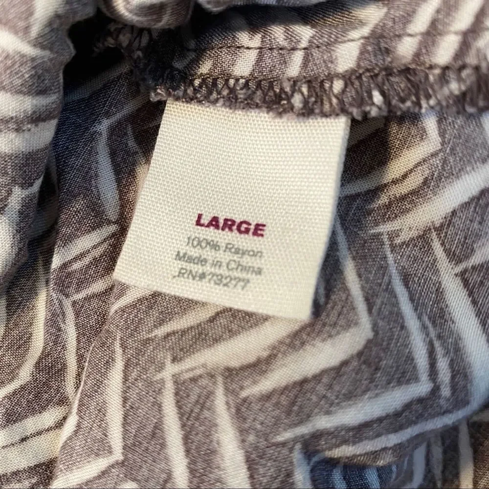 Hang Ten Chevron Button Top Tank szL - Picture 5 of 5